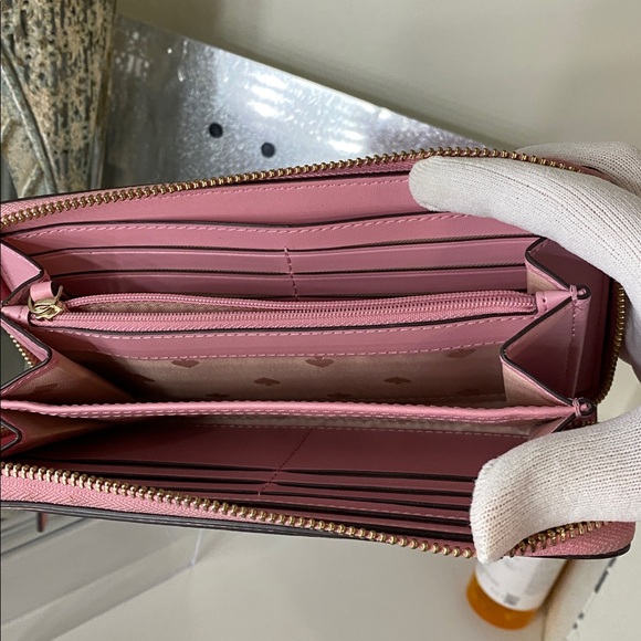 Kate Spade Wallet with Mickey Mouse - Picture 9 of 10